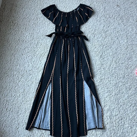 Forever 21 | Dresses | Forever 2 Off The Shoulder Maxi Dress | Poshmark